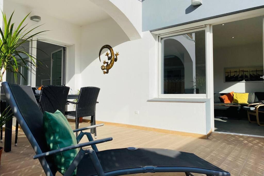 70 M2, Apartamento Cerca De La Playa, Apto Minusvalidos. Roses Esterno foto